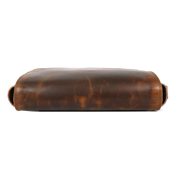Load image into Gallery viewer, Sawyer Buffalo Leather Messenger Bag for Men